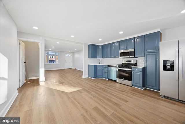 274 N OAK AVE, Clifton Heights, PA 19018