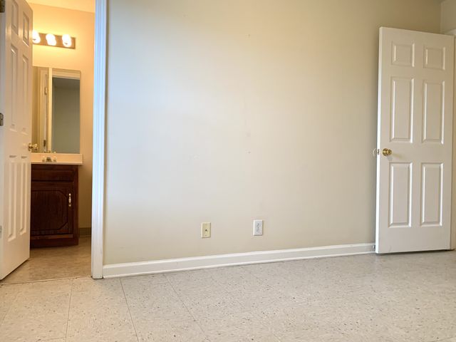 1113 Keith Ave, Oak Grove, KY 42262