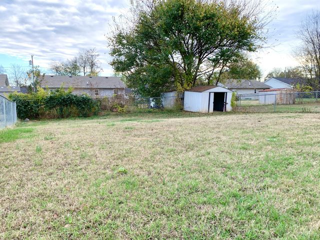 1113 Keith Ave, Oak Grove, KY 42262