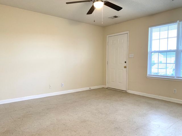 1113 Keith Ave, Oak Grove, KY 42262