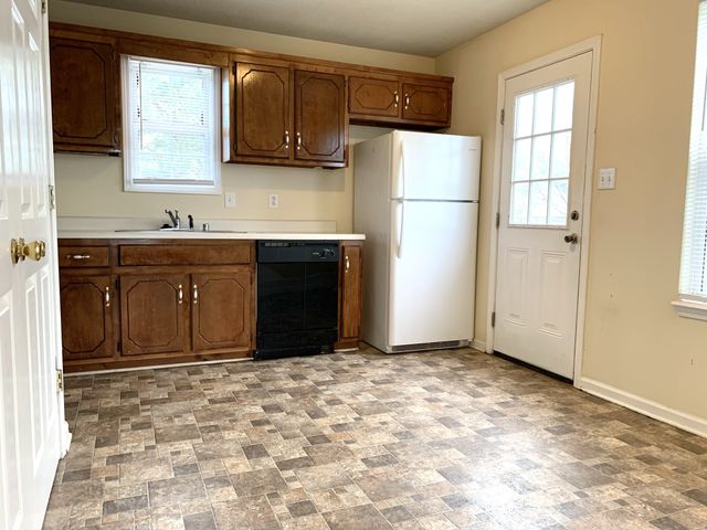 1113 Keith Ave, Oak Grove, KY 42262