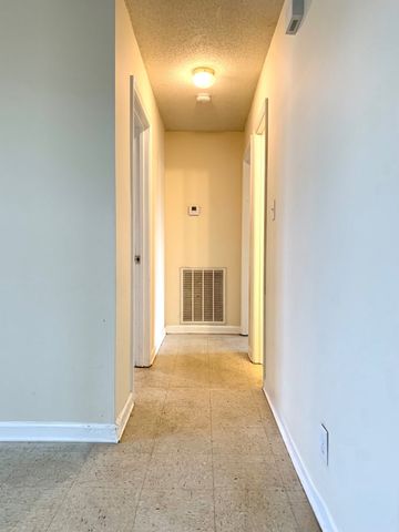 1113 Keith Ave, Oak Grove, KY 42262