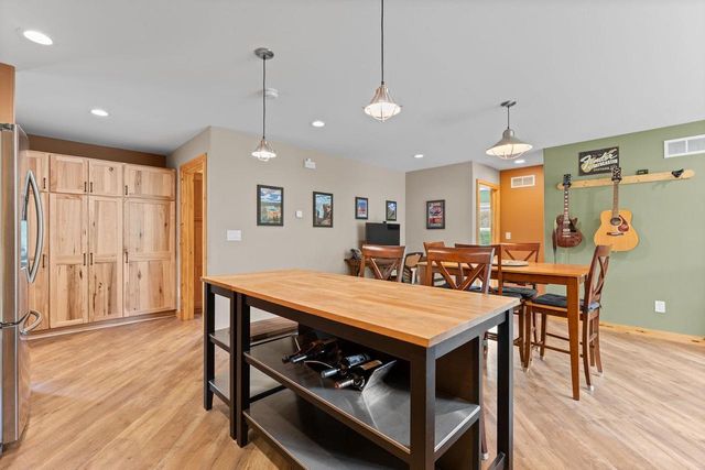 S5665 Devils Crown Drive, Baraboo, WI 53913