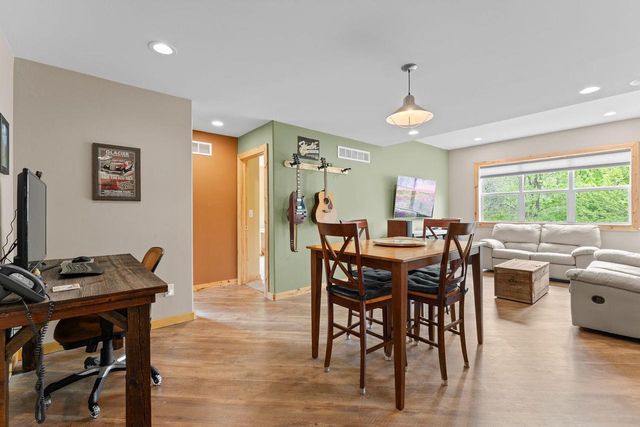 S5665 Devils Crown Drive, Baraboo, WI 53913