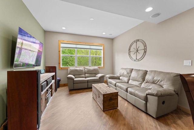 S5665 Devils Crown Drive, Baraboo, WI 53913