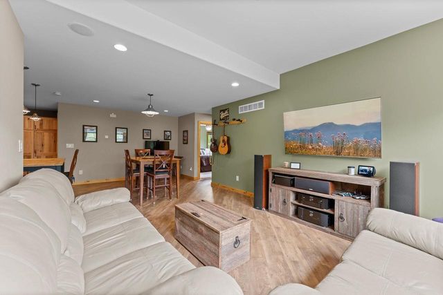 S5665 Devils Crown Drive, Baraboo, WI 53913
