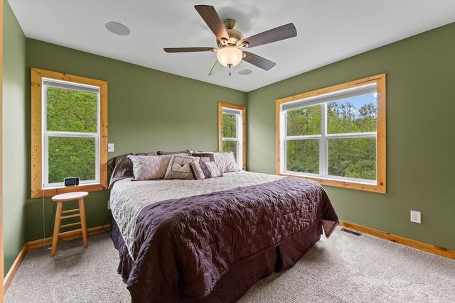 S5665 Devils Crown Drive, Baraboo, WI 53913