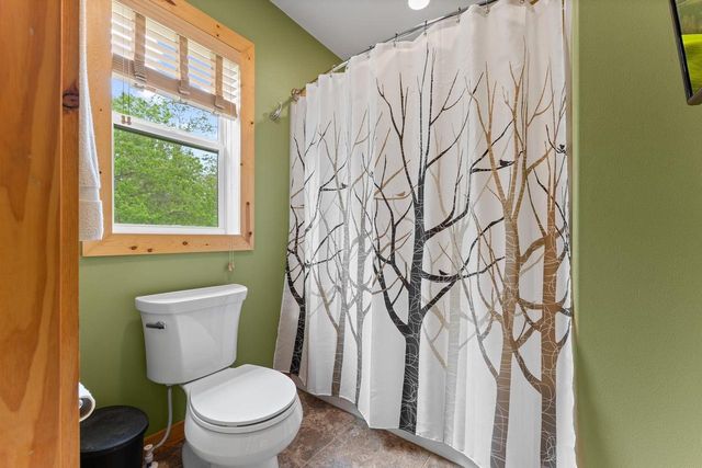 S5665 Devils Crown Drive, Baraboo, WI 53913