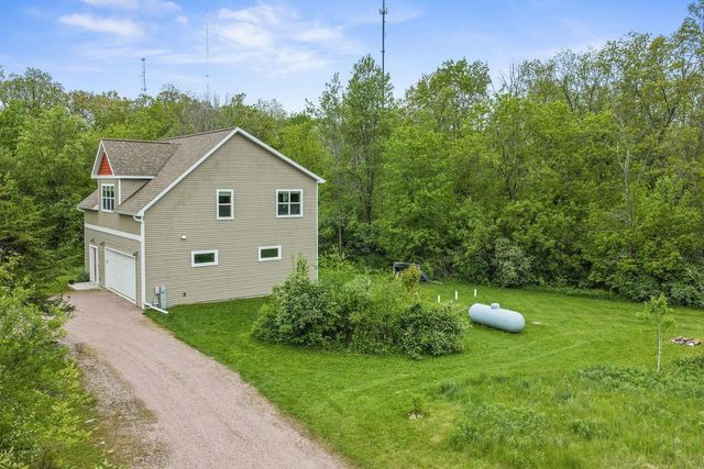 S5665 Devils Crown Drive, Baraboo, WI 53913