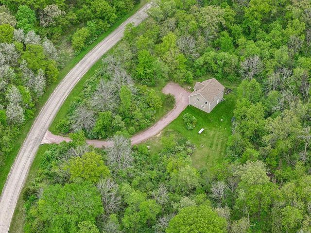 S5665 Devils Crown Drive, Baraboo, WI 53913
