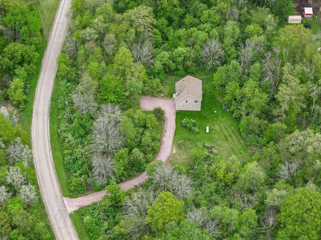 S5665 Devils Crown Drive, Baraboo, WI 53913