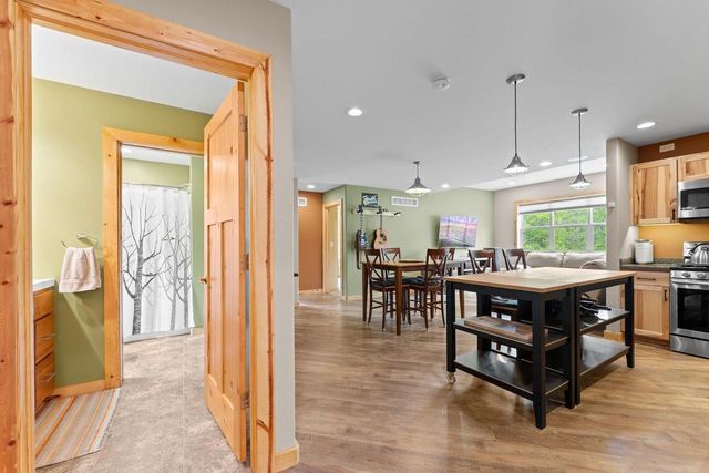 S5665 Devils Crown Drive, Baraboo, WI 53913