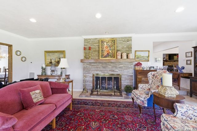 125 MAUK RD, Ingram, TX 78025