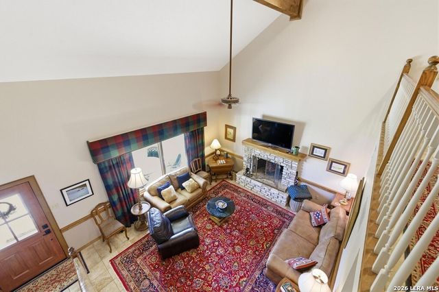 125 MAUK RD, Ingram, TX 78025