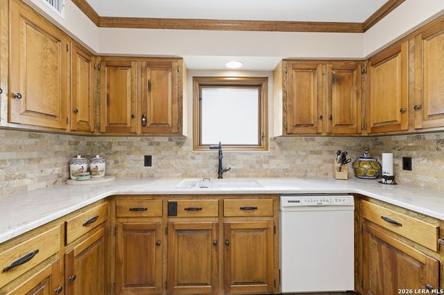 125 MAUK RD, Ingram, TX 78025
