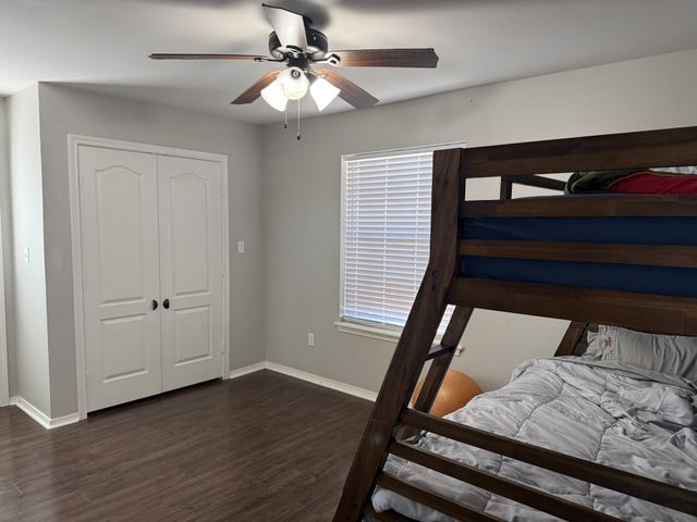 21821 Lakewood Lane, Chandler, TX 75758