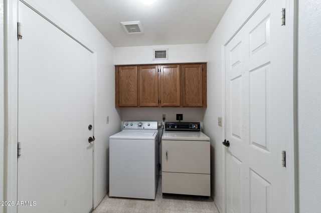 2155 LEISURE WORLD --, Mesa, AZ 85206