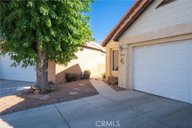 19078 Stoddard Way, Apple Valley, CA 92308