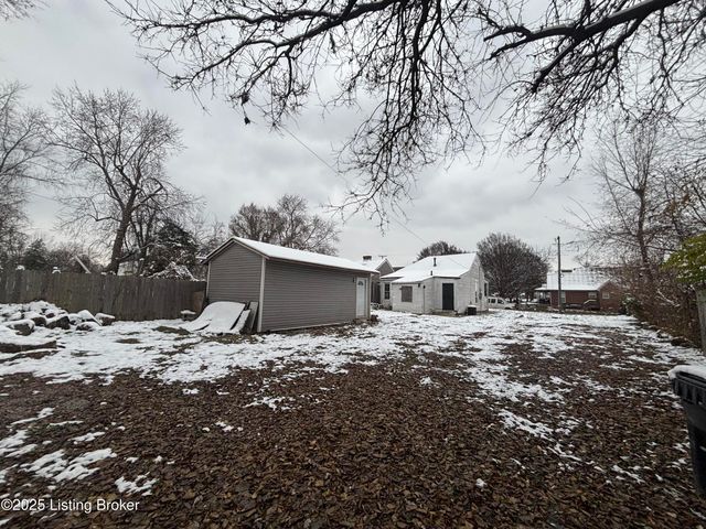 2306 Standard Ave, Louisville, KY 40210