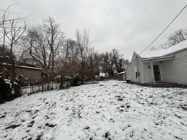 2306 Standard Ave, Louisville, KY 40210