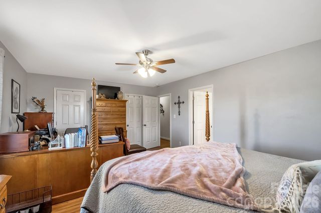 5507 Land Harbour Drive, Granite Falls, NC 28630