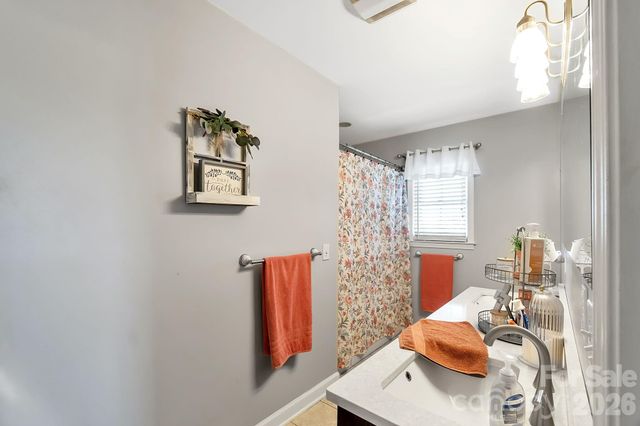 5507 Land Harbour Drive, Granite Falls, NC 28630