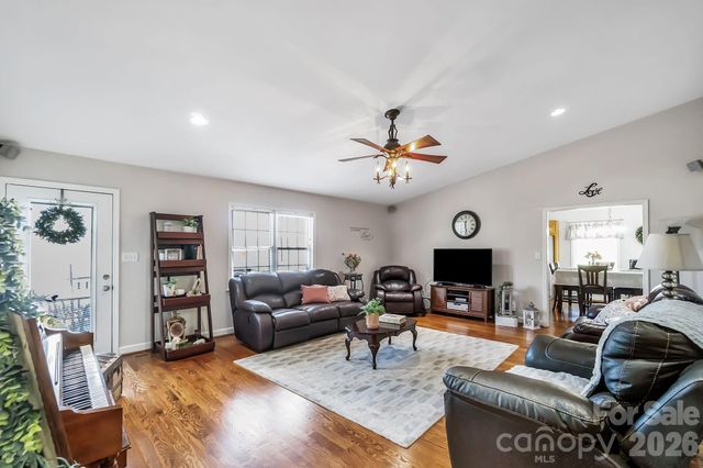 5507 Land Harbour Drive, Granite Falls, NC 28630