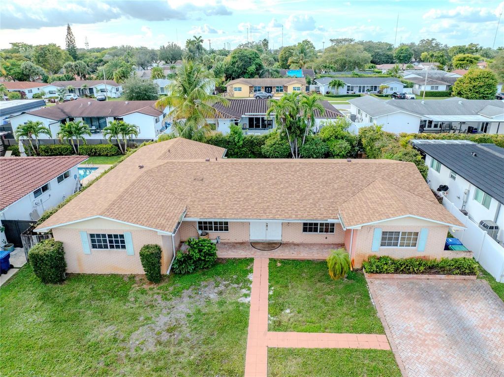 21304 NE 19th Court, Miami, FL 33179