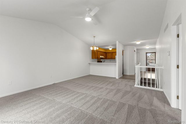 41 Parkplace W, Allen Park, MI 48101