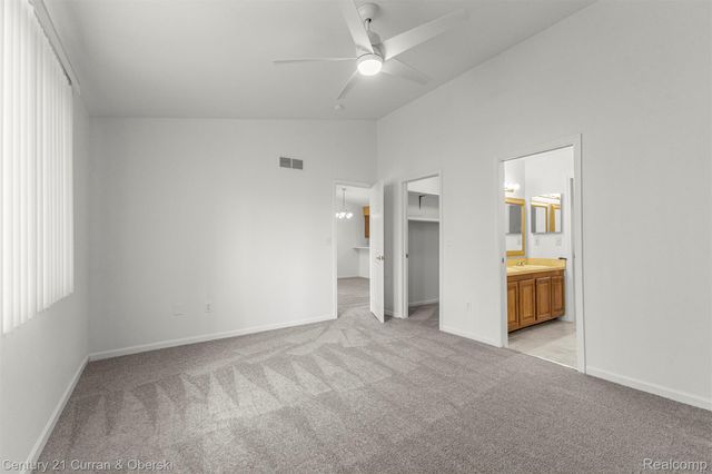 41 Parkplace W, Allen Park, MI 48101