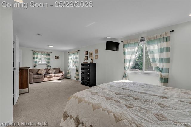 3812 Maiden Street, Waterford, MI 48329