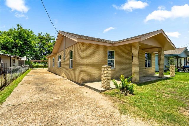 1323 Sally Mae Street, Lake Charles, LA 70601