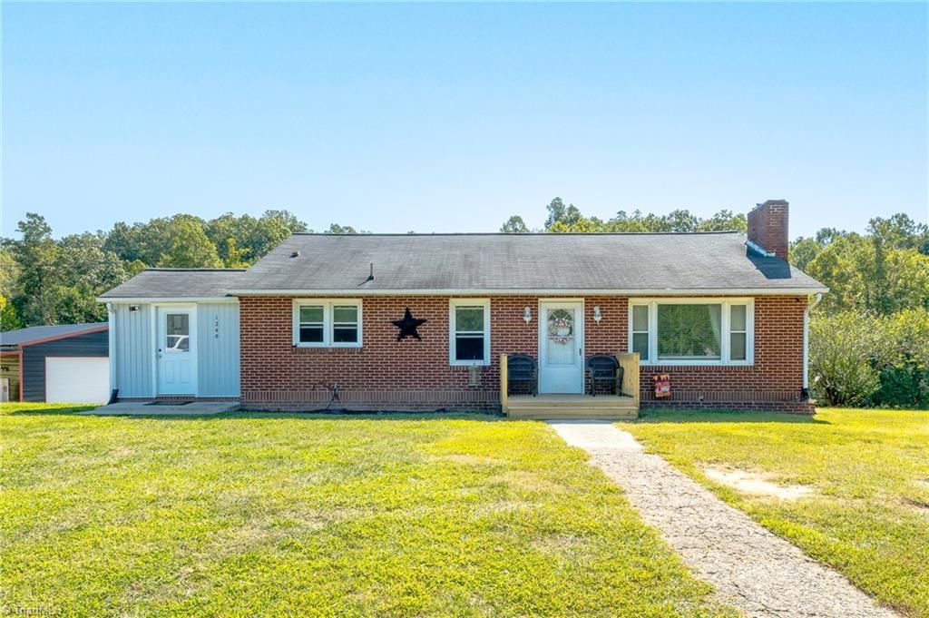 1248 Mountain Road, Walnut Cove, NC 27052
