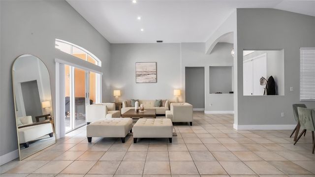 5252 NW 51st Street, Coconut Creek, FL 33073