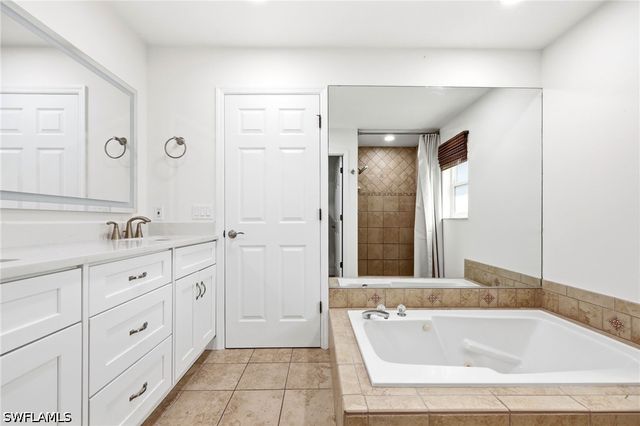 10069 Boca CIR, Naples, FL 34109