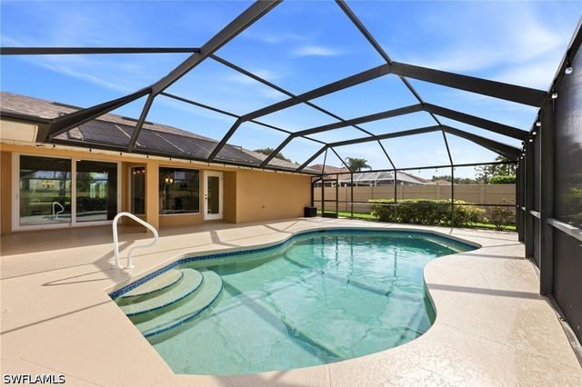 10069 Boca CIR, Naples, FL 34109