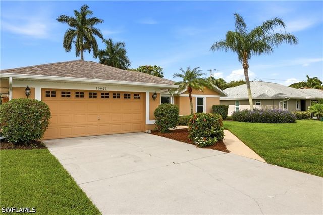 10069 Boca CIR, Naples, FL 34109