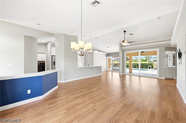 10069 Boca CIR, Naples, FL 34109