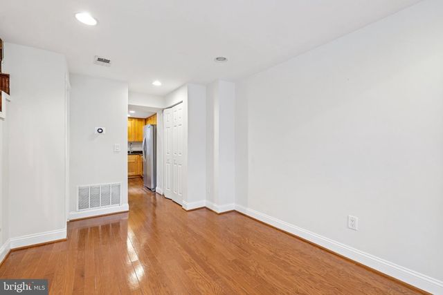 813 12TH ST NE, Washington, DC 20002