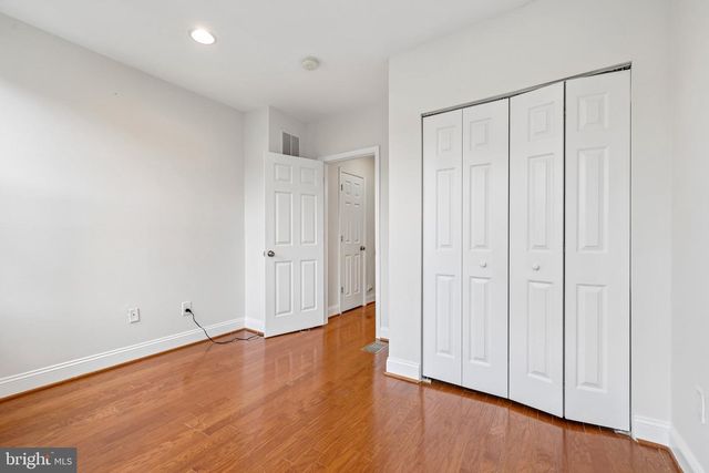 813 12TH ST NE, Washington, DC 20002