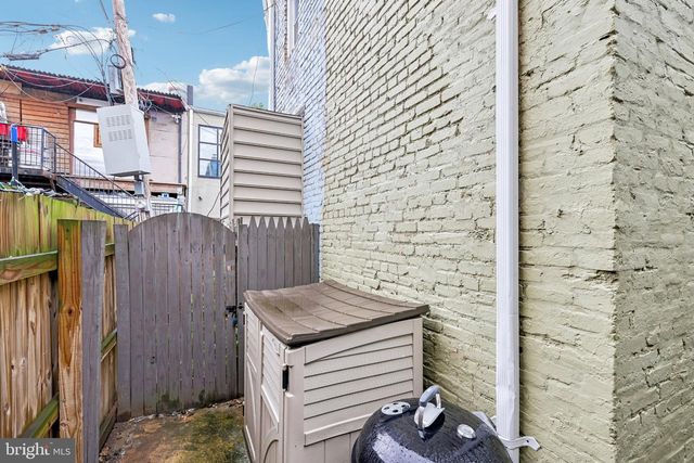 813 12TH ST NE, Washington, DC 20002