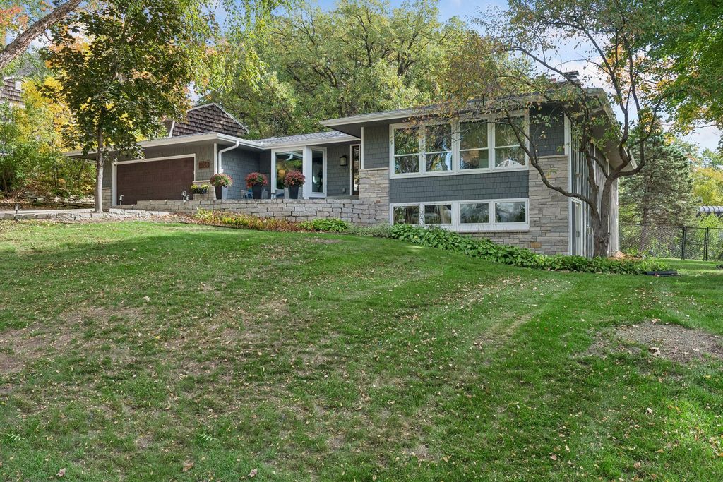 7101 Mark Terrace Drive, Edina, MN 55439 — photo 2
