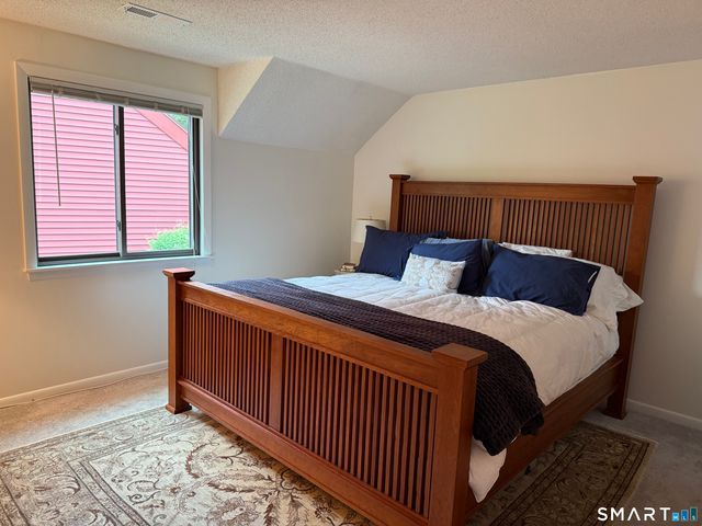 139 Hollister Way North 139, Glastonbury, CT 06033