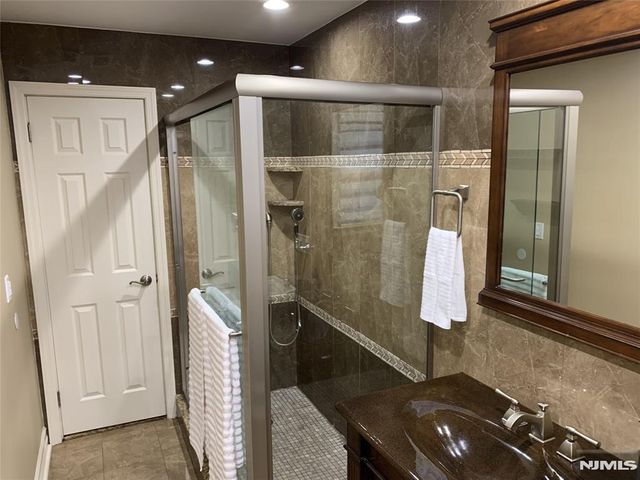 2 Pauline Terrace B, Lodi, NJ 07644