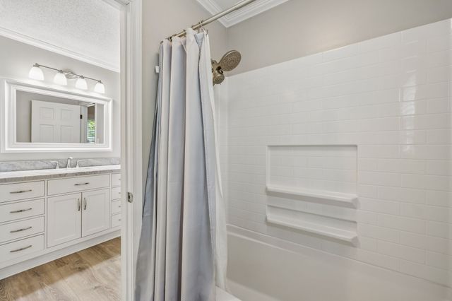 1305 Jewell Dr, Columbia, TN 38401