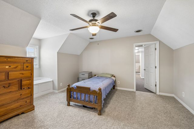 1305 Jewell Dr, Columbia, TN 38401
