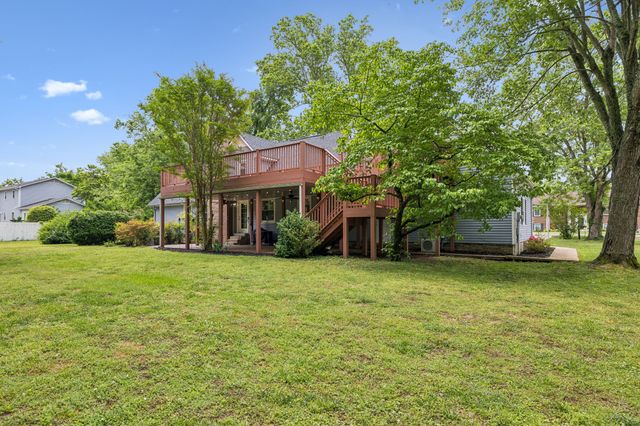 1305 Jewell Dr, Columbia, TN 38401