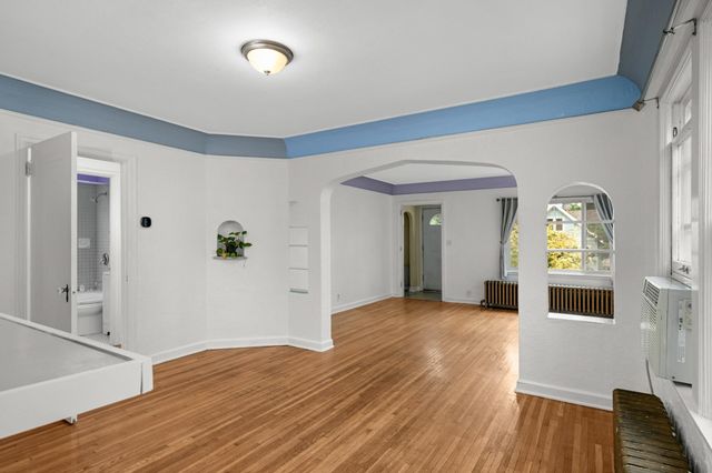 3920 15th Avenue S, Minneapolis, MN 55407