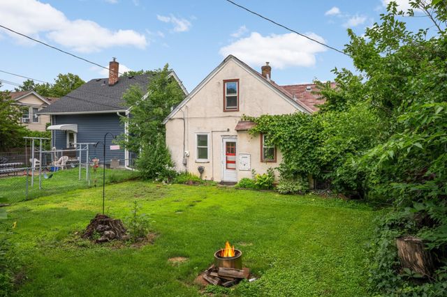 3920 15th Avenue S, Minneapolis, MN 55407