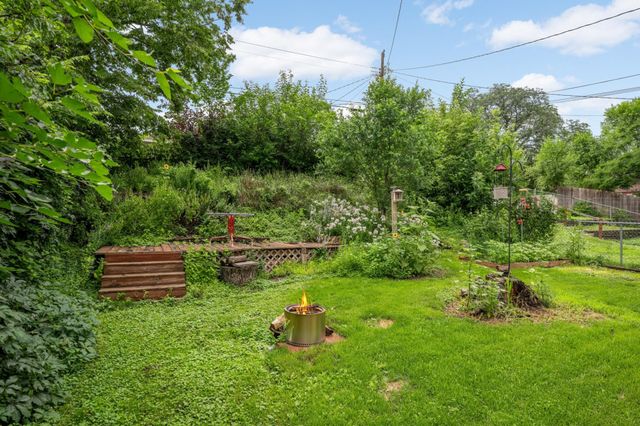 3920 15th Avenue S, Minneapolis, MN 55407